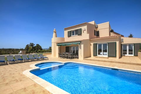 Carvoeiro Rentals Casa Vista Alta Pool and Casa