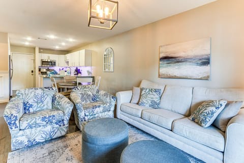 Hilton Head Island Vacation Rental | 2BR | 2BA | 757 Sq Ft | 4 Steps for Entry
