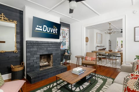 Porch/Fire Pit | Walk to Park Circle | The Quiver