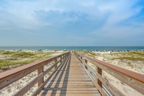 Gulf Shores Vacation Rental | 1BR | 1BA | Step-Free Access | 500 Sq Ft
