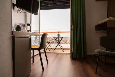 Premium Single Room | Pillowtop beds, individually furnished, desk, laptop workspace
