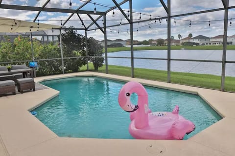 Private Pool (NOT heated)