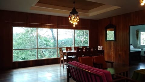 Family House, 3 Bedrooms, Kitchen | Living area | Flat-screen TV