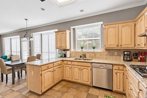 Cf7ea90f 8940 422f a338 fddaeed74bed