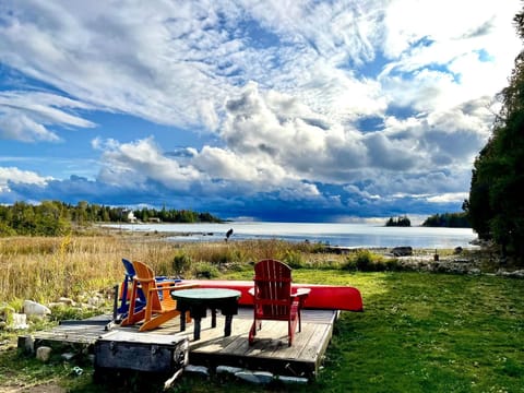 A wonderful view of Dorcas Bay awaits you.