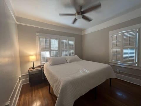 Bedroom King (1)