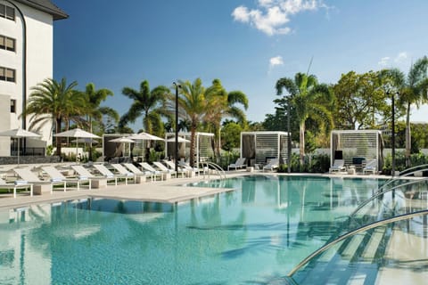 Outdoor pool, free cabanas