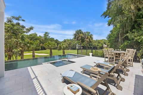 Gorgeous Home with Infinity Pool + Golf Views!