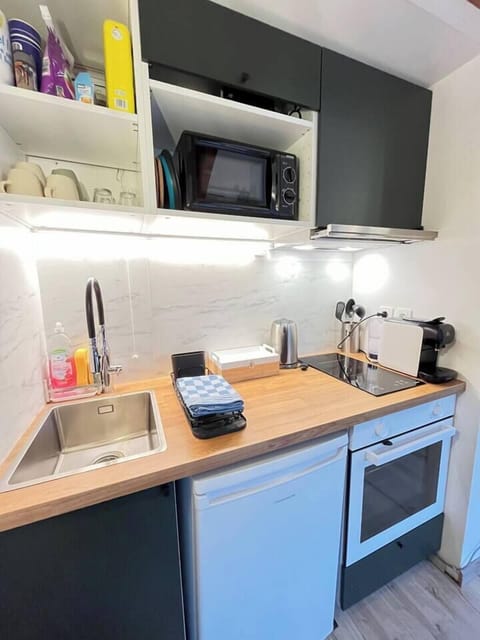 1d241692-c70a-41ef-9ea7-b82b19ddcdb4