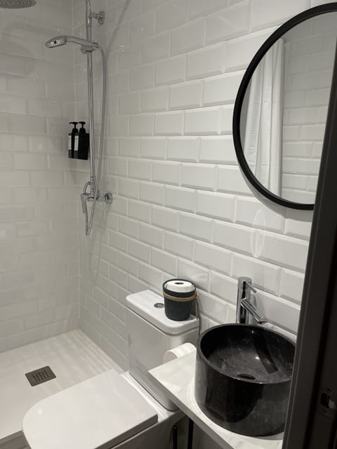 Standard Room, Shared Bathroom | Bathroom | Towels