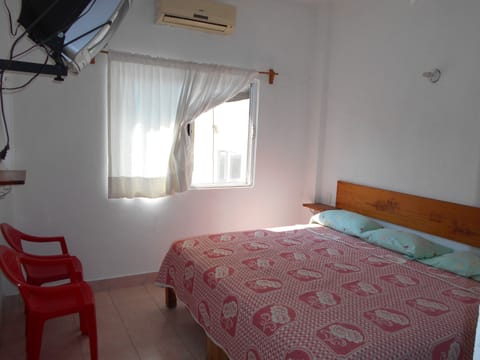 Deluxe Room, 1 King Bed | 1 bedroom, free WiFi
