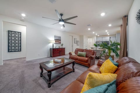 Spacious, comfortable living room