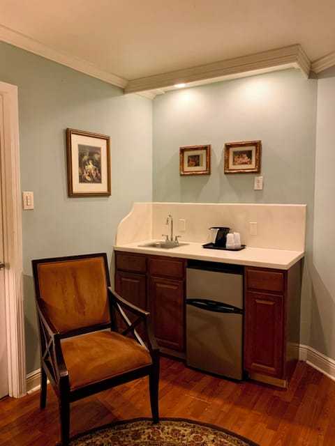 Economy Room | Individually decorated, individually furnished, iron/ironing board