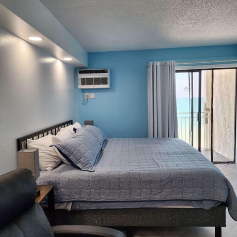 California King Bed