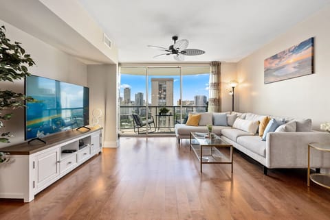 Living Room with Ocean/City View