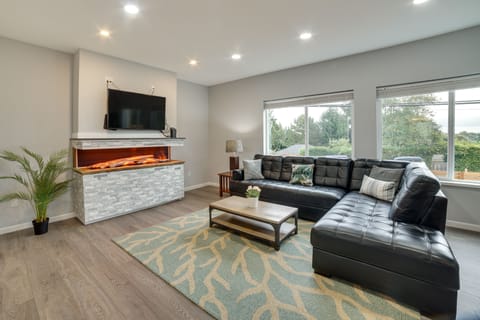 Seattle Vacation Rental | 4BR | 3BA | Stairs Required | 3,100 Sq Ft