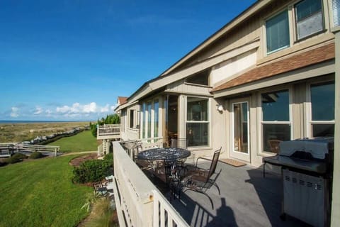 Ocean Side Balcony