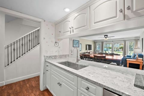 343 John Fripp Villa