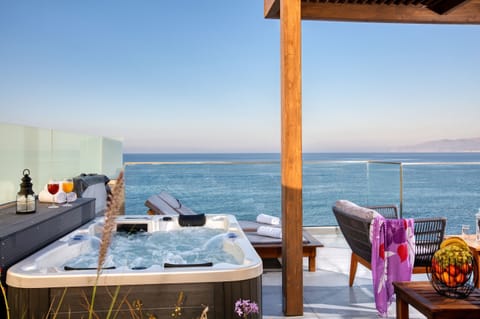 Honeymoon Villa | Terrace/patio