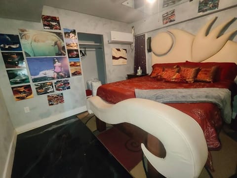 Primary bedroom, King Bed 