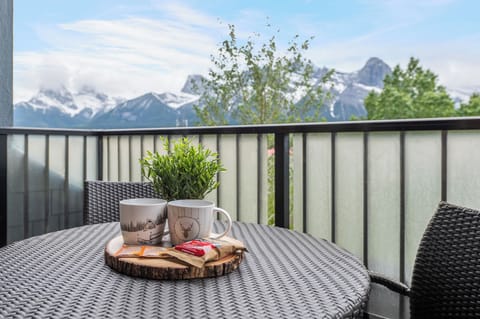 Mountain View Patio