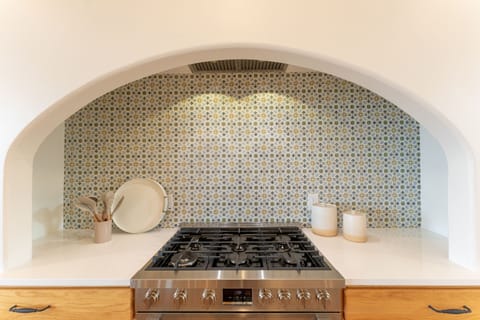 Kitchen Stove - Walker Luxury Vacation Rentals