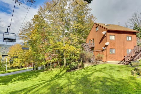 Vernon Township Vacation Rental | 3BR | 2BA | 1,000 Sq Ft | Stairs Required