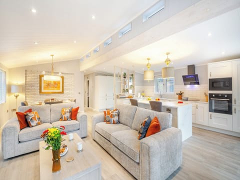Open plan living space | 1 Sandbanks, Benllech