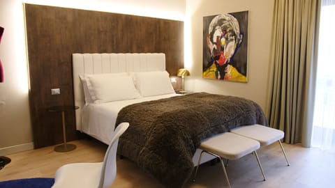 Junior Suite Deluxe | Premium bedding, down comforters, Select Comfort beds, minibar