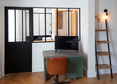 Minibar, individually decorated, laptop workspace, free WiFi