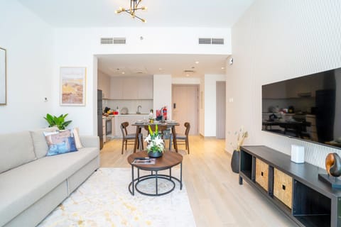 Family Apartment | Iron/ironing board, free WiFi
