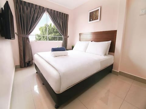 Deluxe Double Room | Desk, soundproofing, WiFi (free)