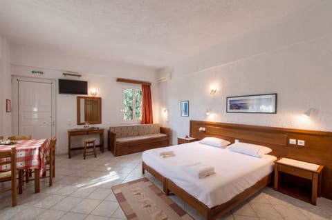 Premium bedding, desk, soundproofing, iron/ironing board