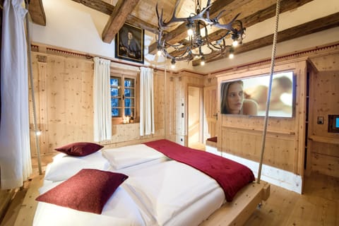 Suite, Tower | Room amenity