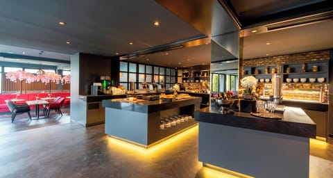 Daily buffet breakfast (EUR 20 per person)