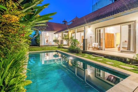 Front of property - evening/night