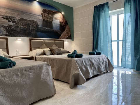 Comfort Room, 1 Bedroom | Egyptian cotton sheets, premium bedding, minibar, individually decorated