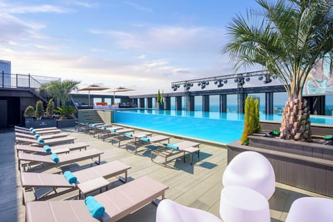 Rooftop pool