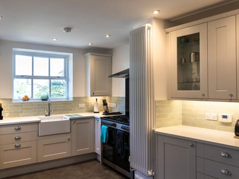 Fridge, dishwasher, electric kettle, toaster