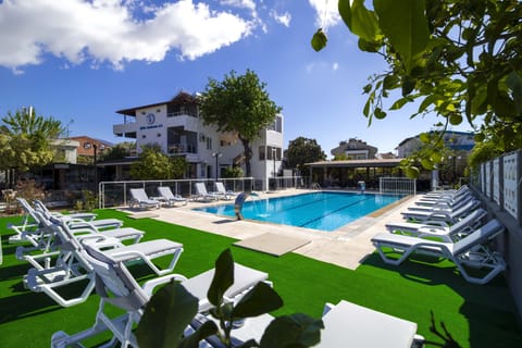 Seasonal outdoor pool