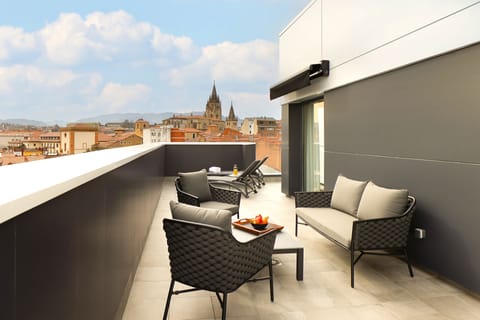 Superior Room, City View | Terrace/patio