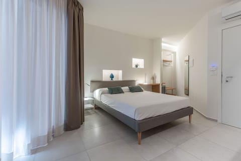 Superior Room, 1 Queen Bed | 1 bedroom, premium bedding, down comforters, memory foam beds