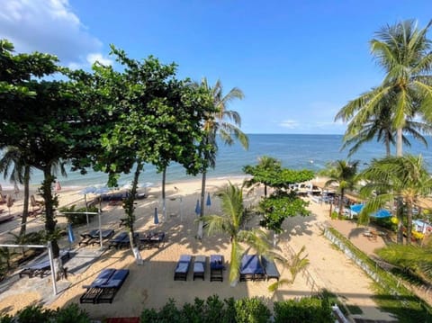 Beach/ocean view