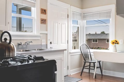 Classic Apartment | Living area