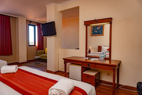 Deluxe Room | Select Comfort beds, free WiFi, bed sheets