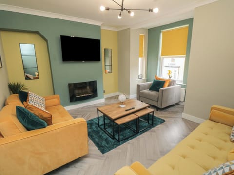 Cottage | Living area