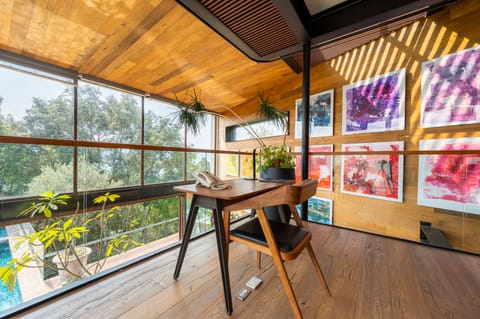 Superior House | Living area