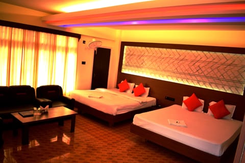 Deluxe Quadruple Room | Free WiFi