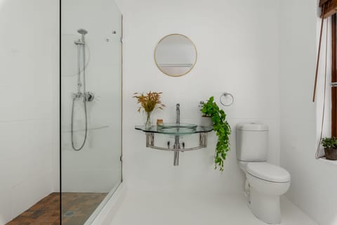 Superior Double Room | Bathroom