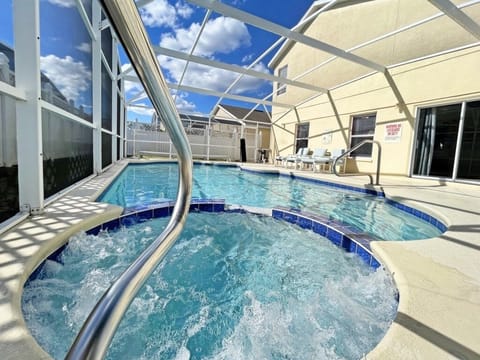 House, 5 Bedrooms | Pool | A heated pool